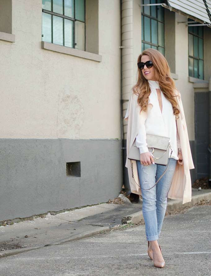 boyfriend-jeans-and-a-trench